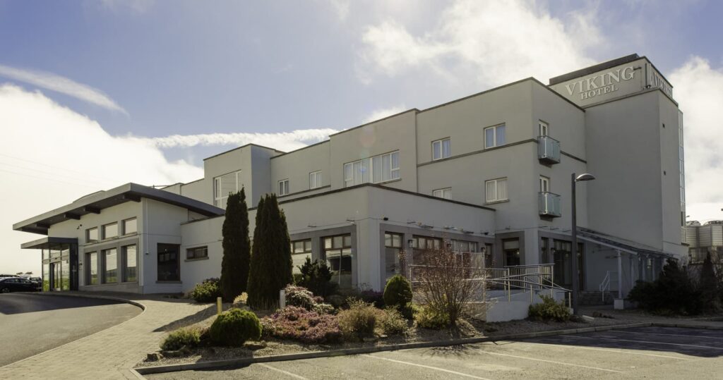 Viking Hotel Waterford exterior on a bright sunny day from car park
