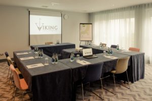 U-shape meeting room at the Viking Hotel