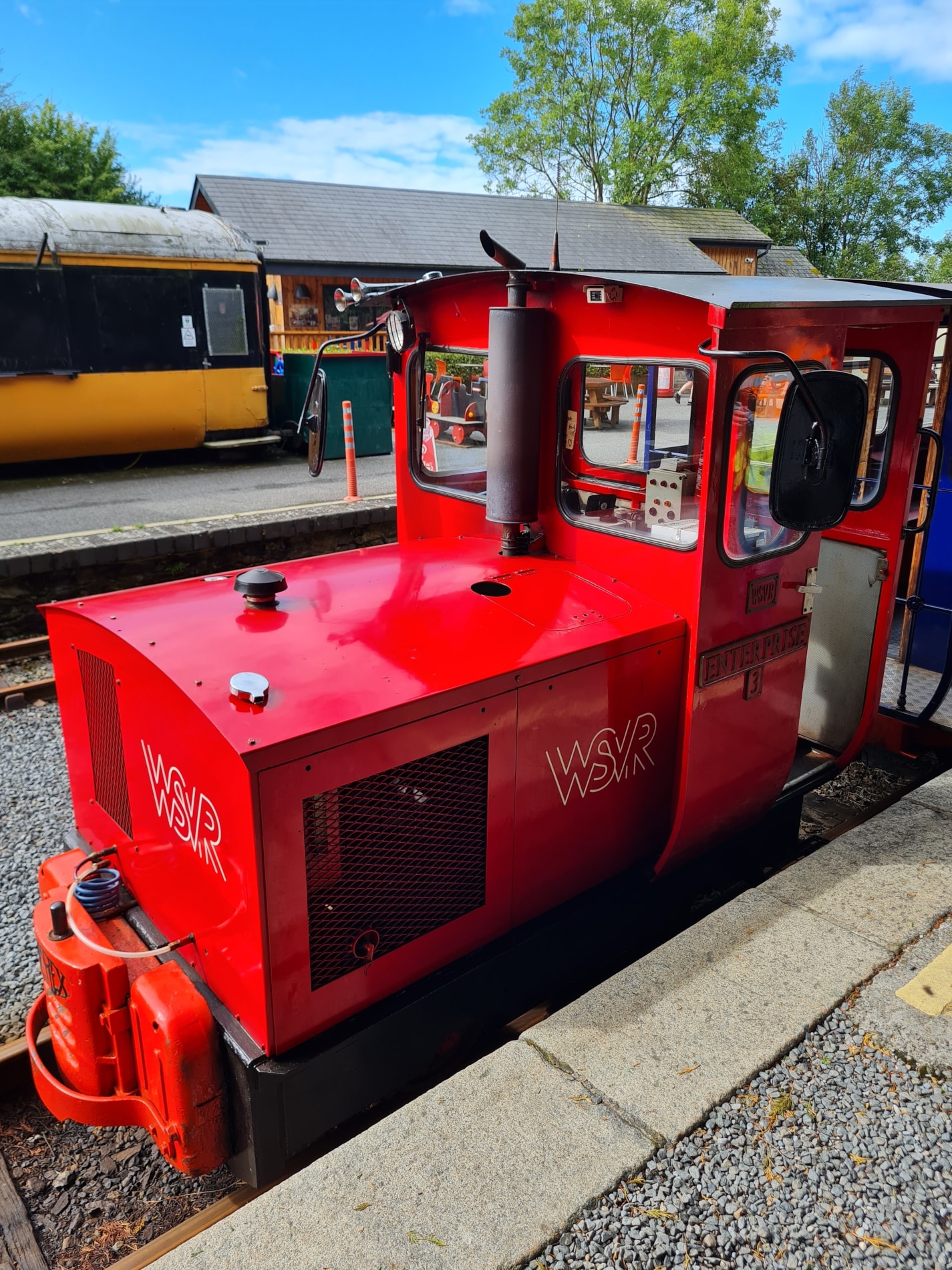 Picture of the red train at the Sur Valley Train experience in Waterford